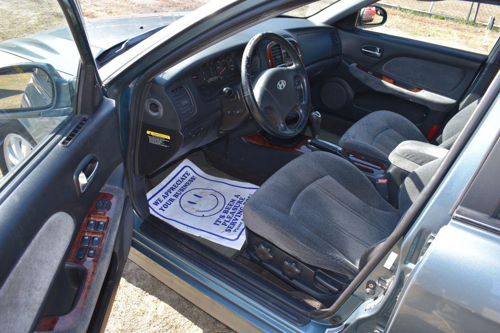 2004 Hyundai Sonata GLS - Photo 9